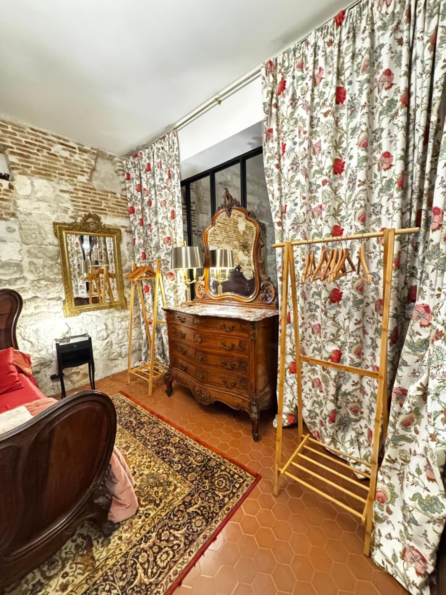 L'Heure Bleue - Charme Et Histoire Au Coeur D'Avignon Daire Dış mekan fotoğraf