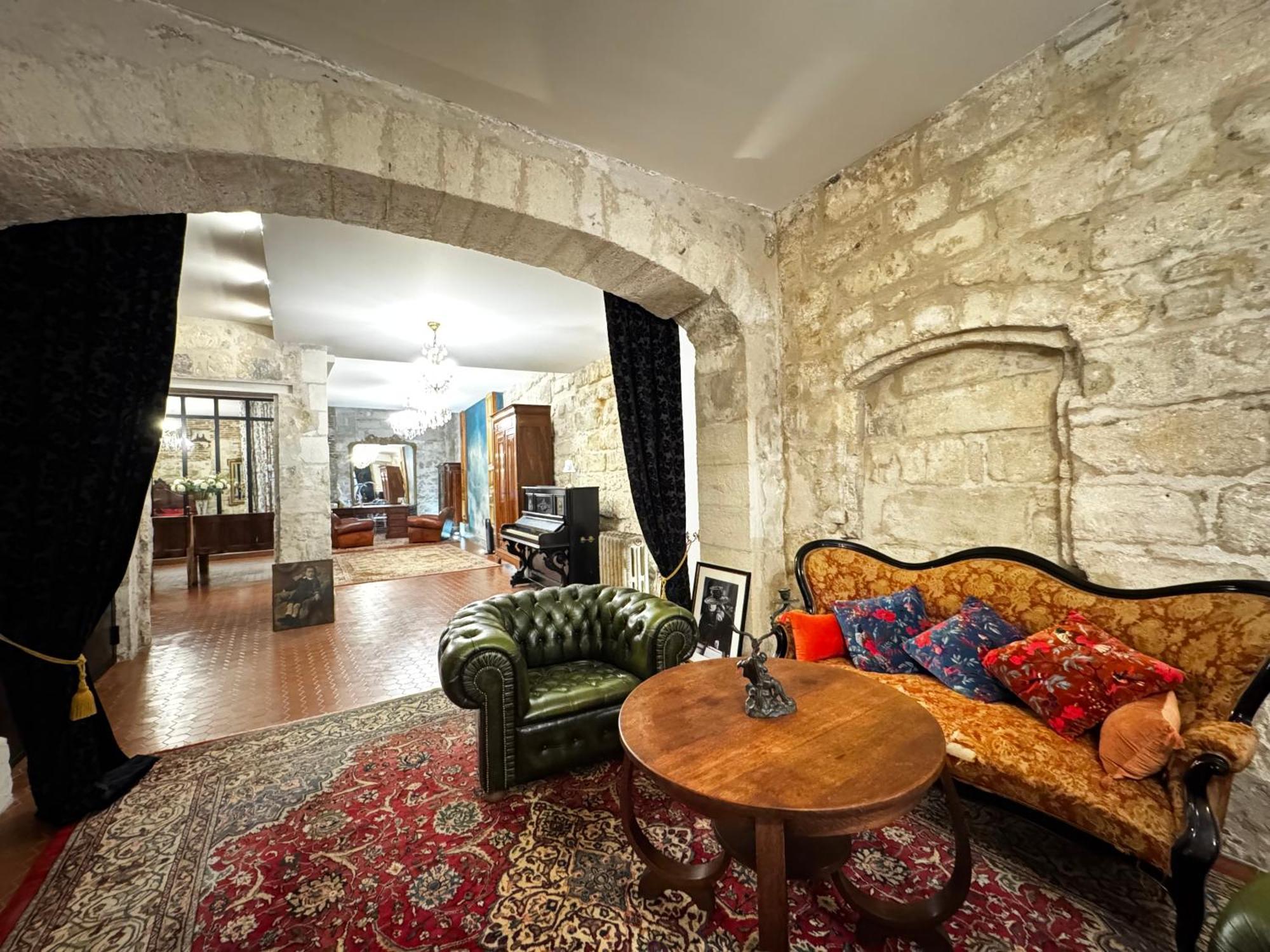 L'Heure Bleue - Charme Et Histoire Au Coeur D'Avignon Daire Dış mekan fotoğraf