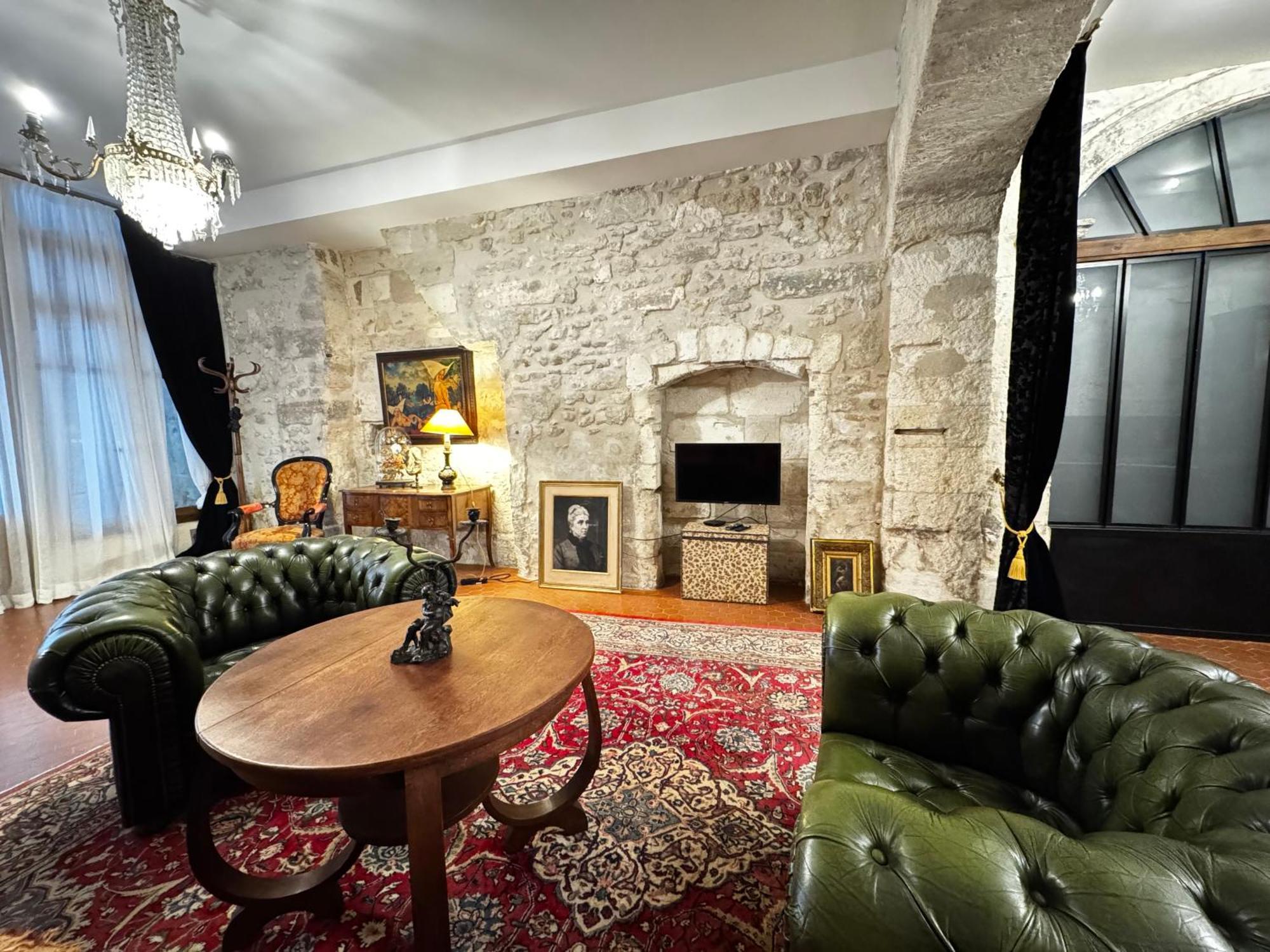 L'Heure Bleue - Charme Et Histoire Au Coeur D'Avignon Daire Dış mekan fotoğraf
